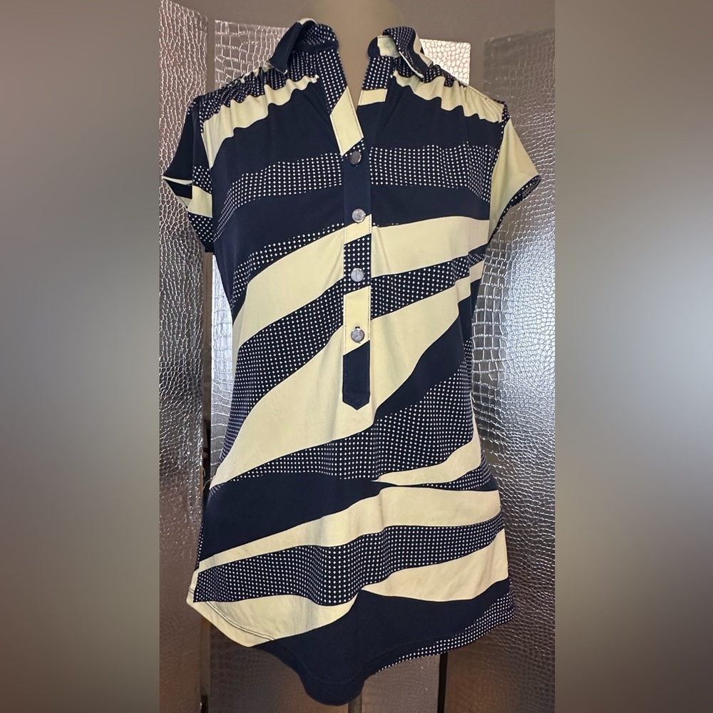 Alfani Blue and Cream Button Down Patterned Short Sleeve Shirt